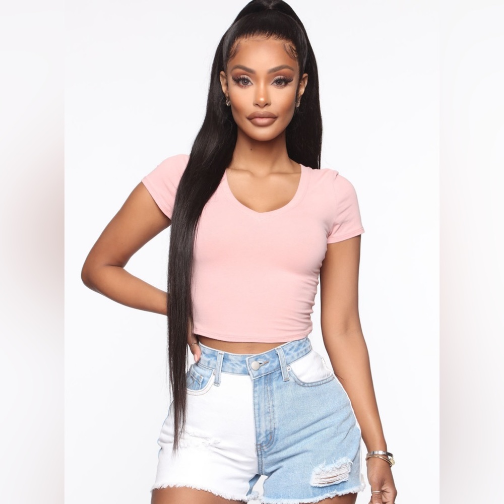 Fashion Nova V Neck Cropped Tee